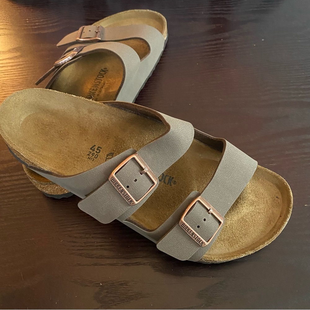 NEW Birkenstock Sandals. Size 45